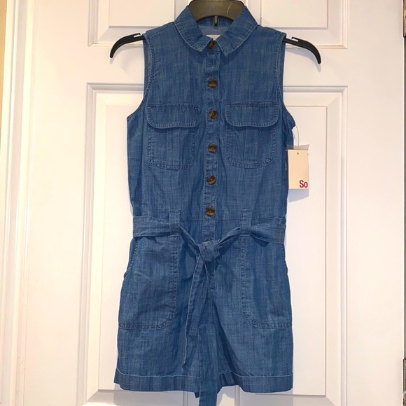 SO Sleeveless Belted Romper - Picture 3 of 12